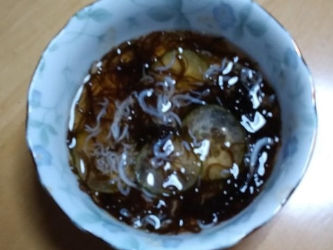 もずく酢とじゃこときゅうりの酢の物